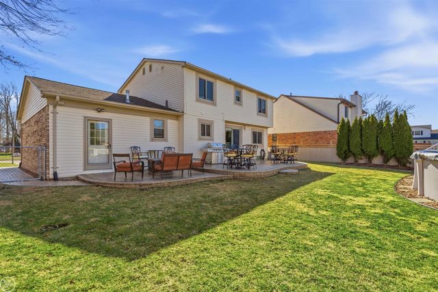 26113 Birchcrest Drive, Chesterfield, MI 48051