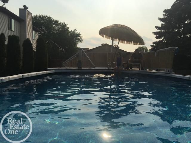 26113 Birchcrest Drive, Chesterfield, MI 48051