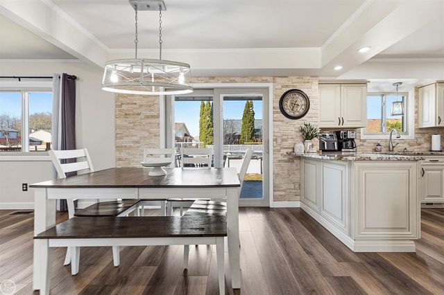 26113 Birchcrest Drive, Chesterfield, MI 48051