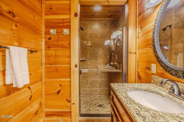 2453 Hackberry Drive, Sevierville, TN 37862