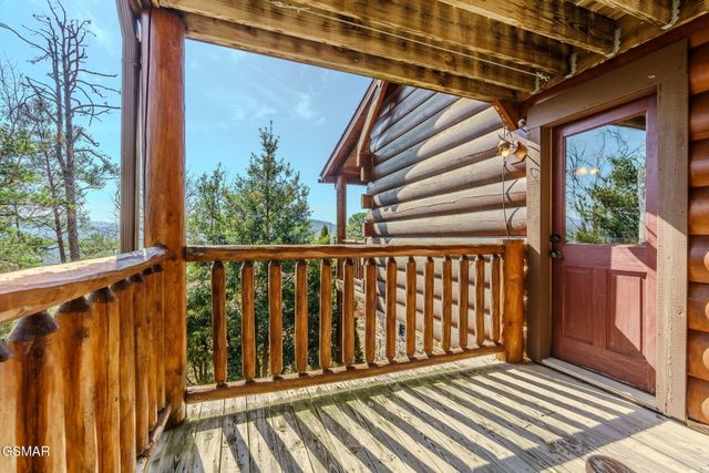 2453 Hackberry Drive, Sevierville, TN 37862