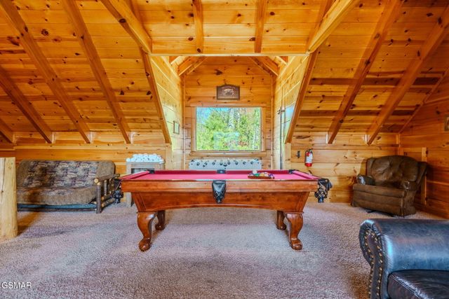 2453 Hackberry Drive, Sevierville, TN 37862