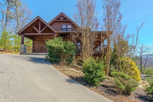 2453 Hackberry Drive, Sevierville, TN 37862