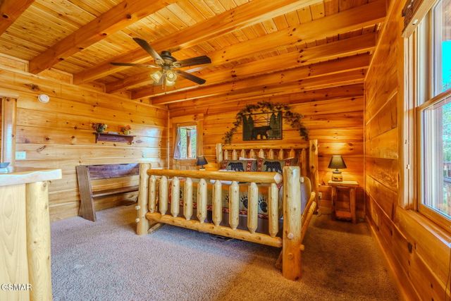 2453 Hackberry Drive, Sevierville, TN 37862