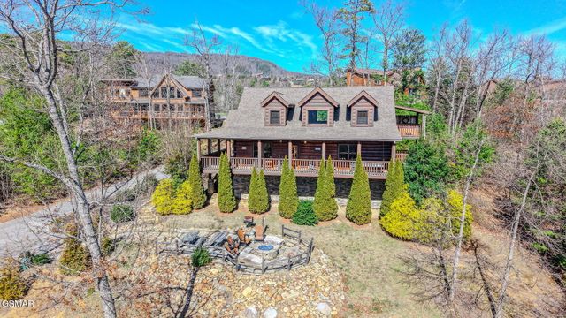 2453 Hackberry Drive, Sevierville, TN 37862