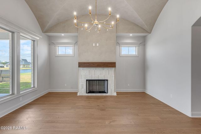 116 Summit Heights Drive, Youngsville, LA 70592