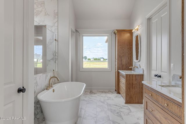 116 Summit Heights Drive, Youngsville, LA 70592