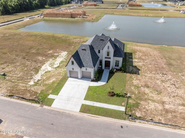 116 Summit Heights Drive, Youngsville, LA 70592