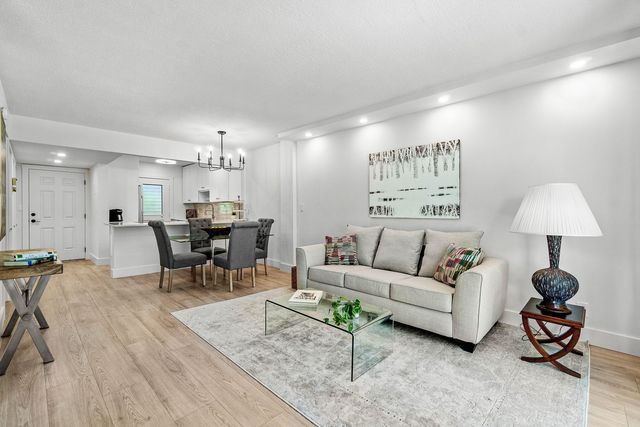 5601 NW 2nd Avenue, Boca Raton, FL 33487