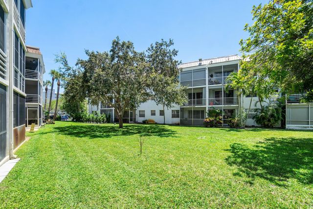 5601 NW 2nd Avenue, Boca Raton, FL 33487