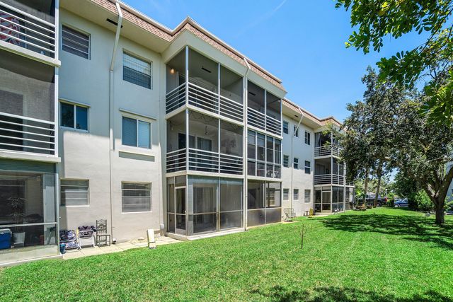 5601 NW 2nd Avenue, Boca Raton, FL 33487
