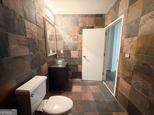 400 Village Parkway NE APT 142, Atlanta, GA 30306