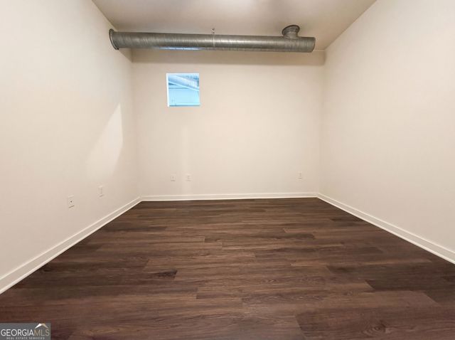 400 Village Parkway NE APT 142, Atlanta, GA 30306