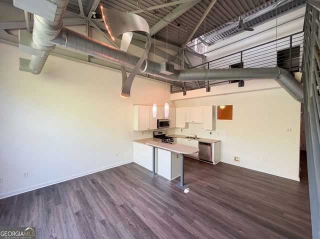 400 Village Parkway NE APT 142, Atlanta, GA 30306