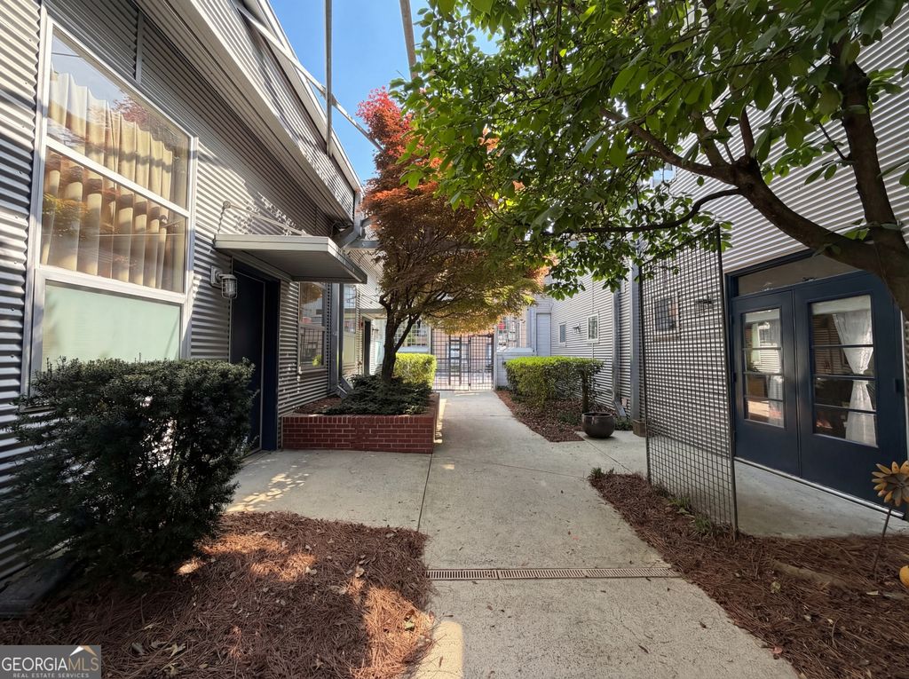 400 Village Parkway NE APT 142, Atlanta, GA 30306