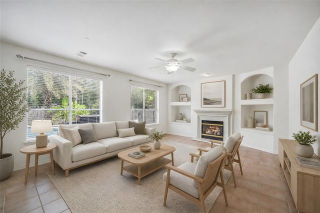 2723 Sterling Fields Drive, Pearland, TX 77584