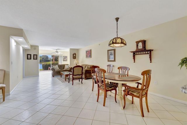 5842 Crystal Shores Drive 105, Boynton Beach, FL 33437