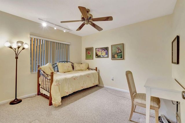 5842 Crystal Shores Drive 105, Boynton Beach, FL 33437