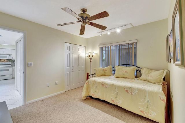 5842 Crystal Shores Drive 105, Boynton Beach, FL 33437