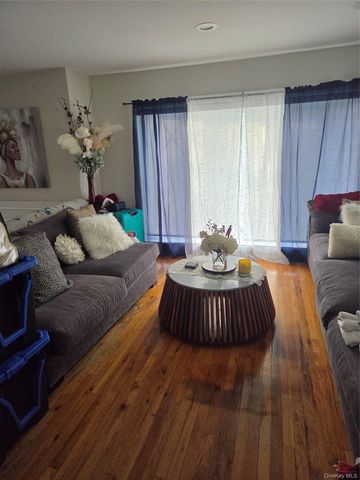 1344 Bay 25th Street, Far Rockaway, NY 11691