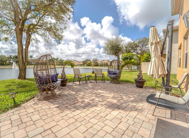 6770 Aliso Avenue, West Palm Beach, FL 33413