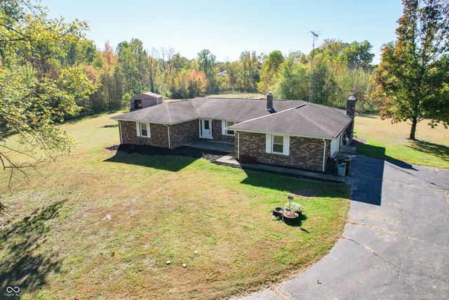 2645 N Private Road 175 W, North Vernon, IN 47265