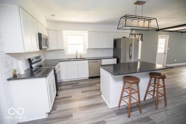 2645 N Private Road 175 W, North Vernon, IN 47265