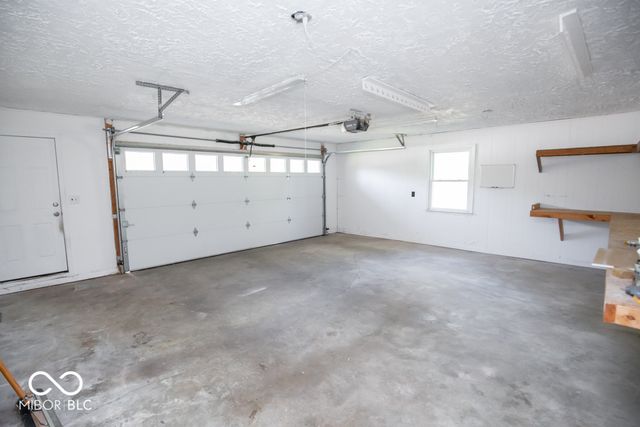 2645 N Private Road 175 W, North Vernon, IN 47265