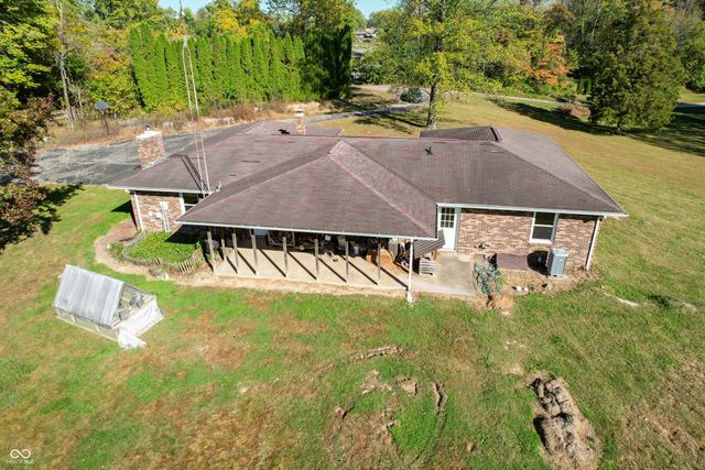 2645 N Private Road 175 W, North Vernon, IN 47265