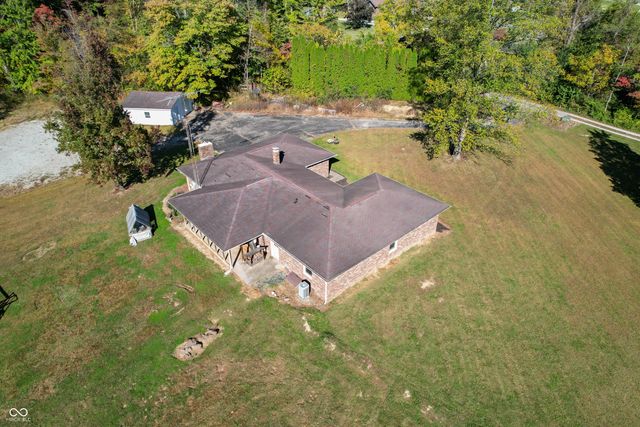 2645 N Private Road 175 W, North Vernon, IN 47265