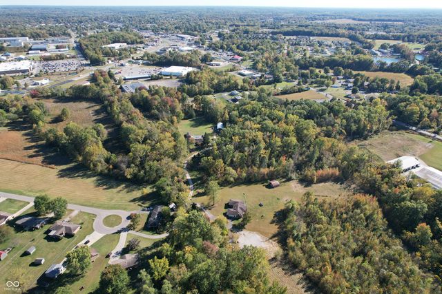 2645 N Private Road 175 W, North Vernon, IN 47265