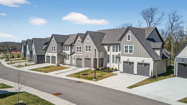 314 Panther Dr, Murfreesboro, TN 37127