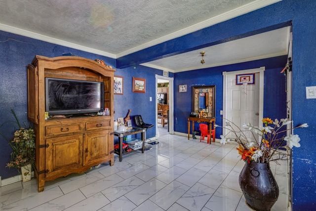 13320 Glenside Drive, Farmers Branch, TX 75234