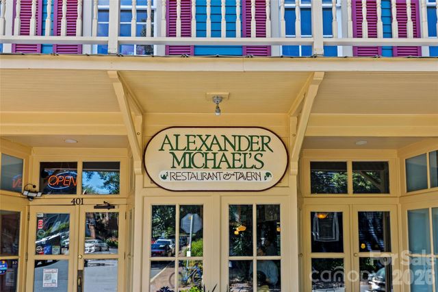 413 W 8th Street N, Charlotte, NC 28202