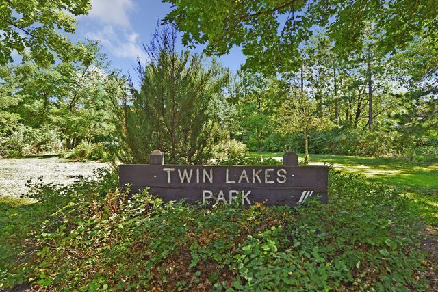 4222 Basswood Road, Saint Louis Park, MN 55416