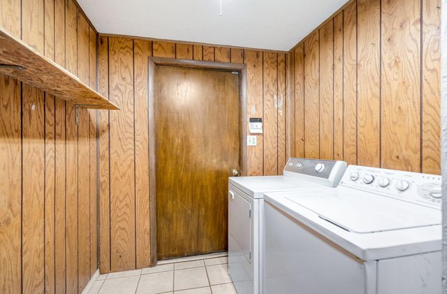 56 Olguin Road, Jarales, NM 87023