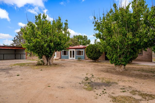 56 Olguin Road, Jarales, NM 87023