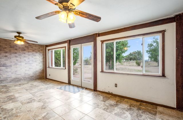 56 Olguin Road, Jarales, NM 87023