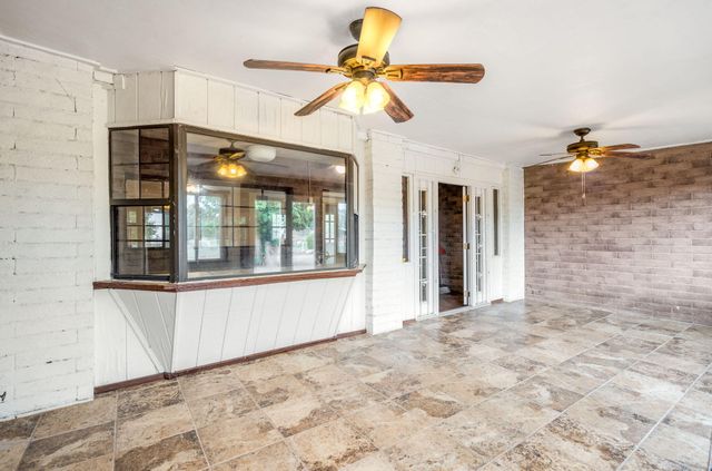 56 Olguin Road, Jarales, NM 87023