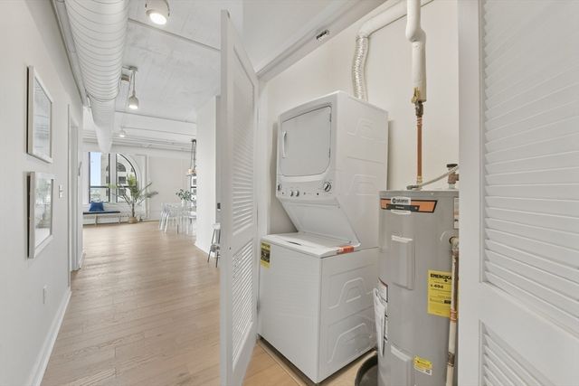 210 South Street 11-6, Boston, MA 02111