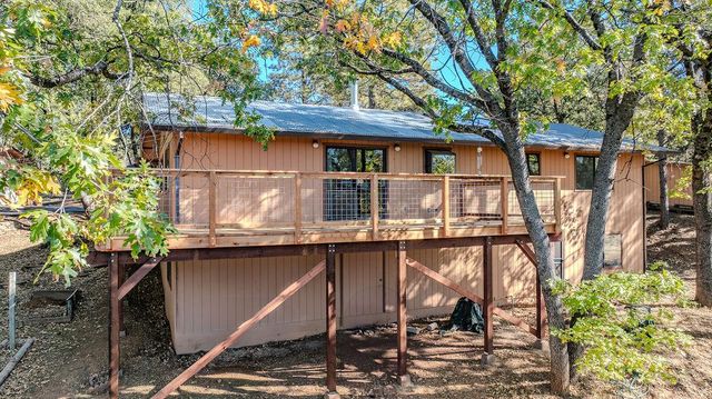 13771 West Ct, Pine Grove, CA 95665