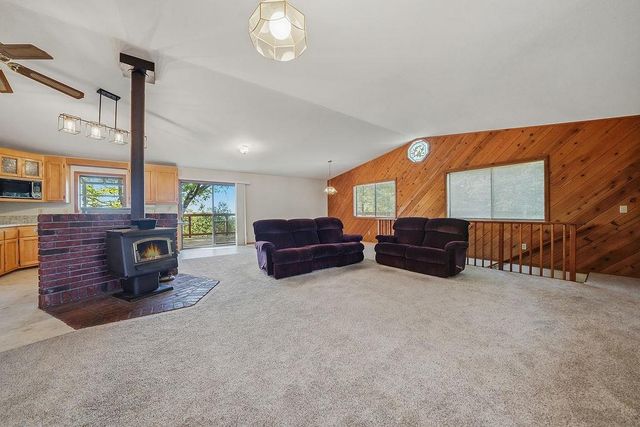 13771 West Ct, Pine Grove, CA 95665