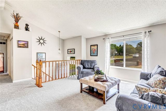 6332 Queens Lace Cir, Mechanicsville, VA 23111