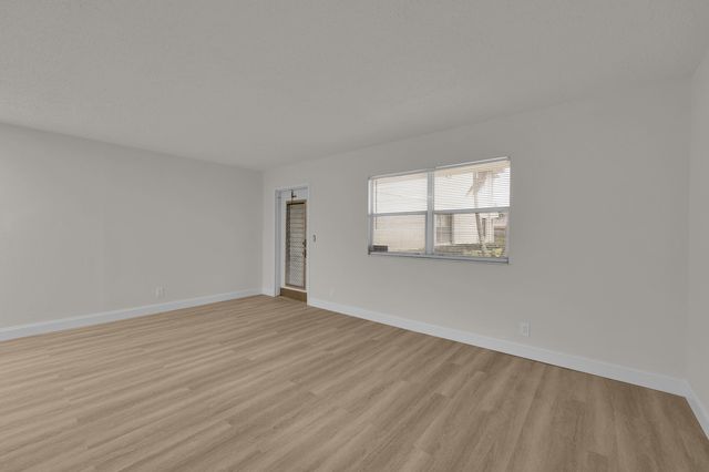 146 SAXONY D Drive 146, Delray Beach, FL 33446