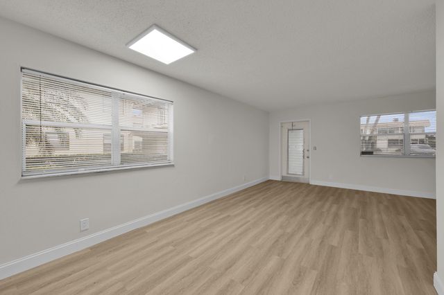 146 SAXONY D Drive 146, Delray Beach, FL 33446