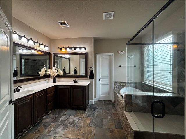 1412 Chase Way, Crowley, TX 76036