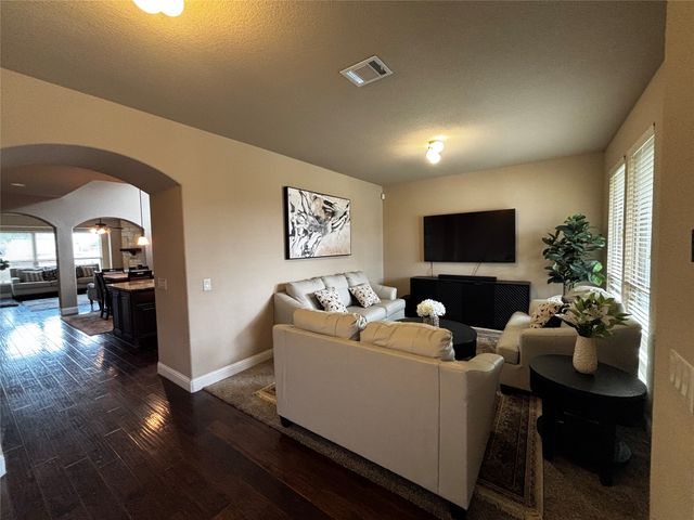 1412 Chase Way, Crowley, TX 76036