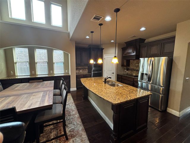 1412 Chase Way, Crowley, TX 76036