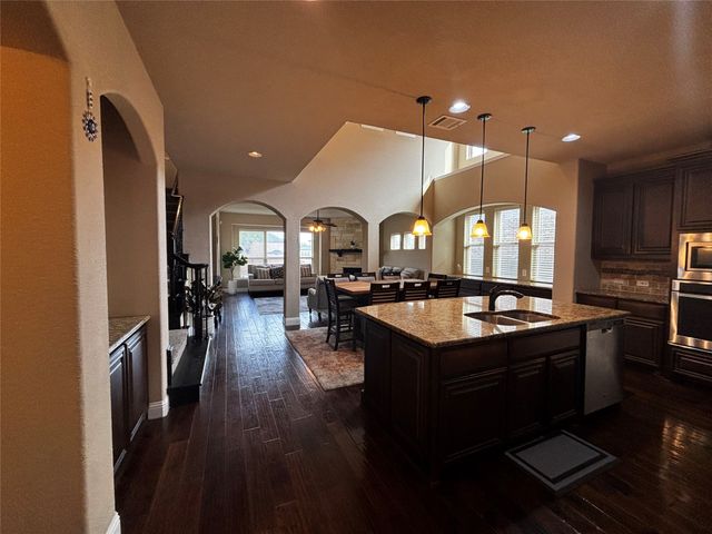 1412 Chase Way, Crowley, TX 76036