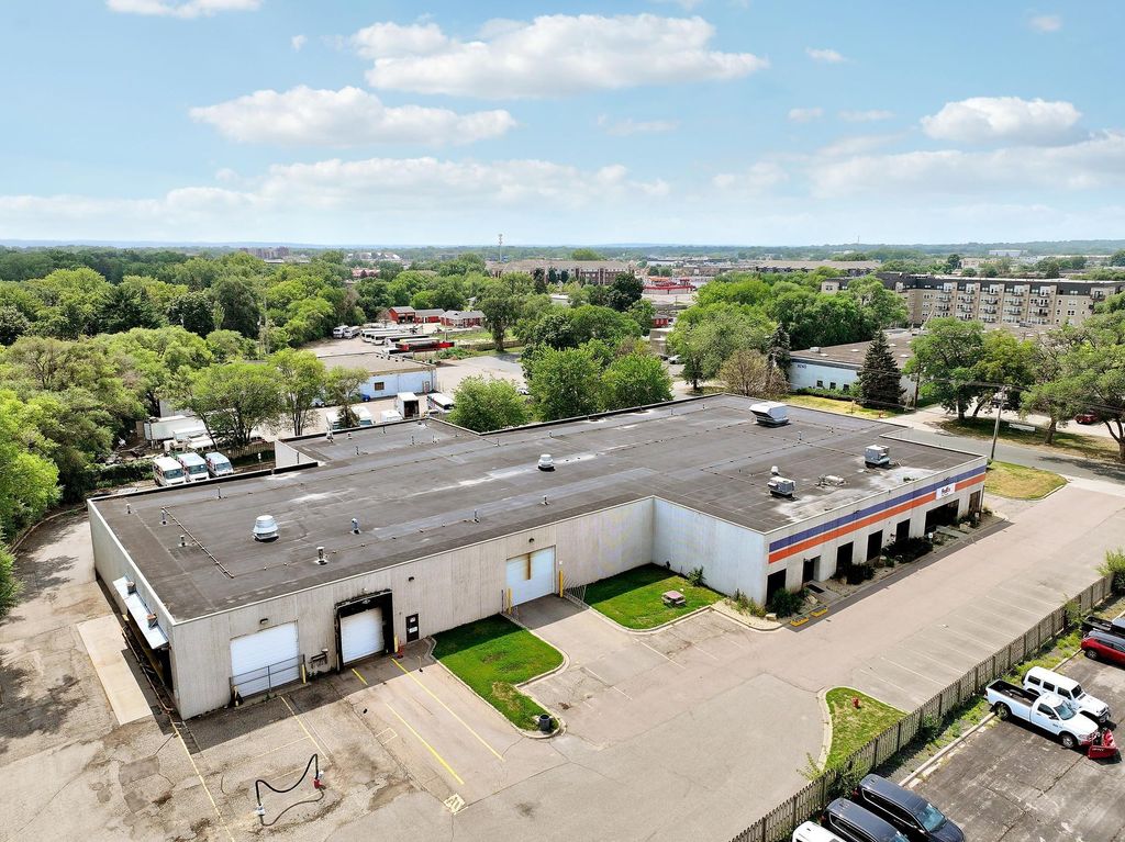 9219 Grand Avenue S, Bloomington, MN 55420 — exterior